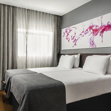 Ikonik Lex Otel L'Hospitalet de Llobregat Dış mekan fotoğraf